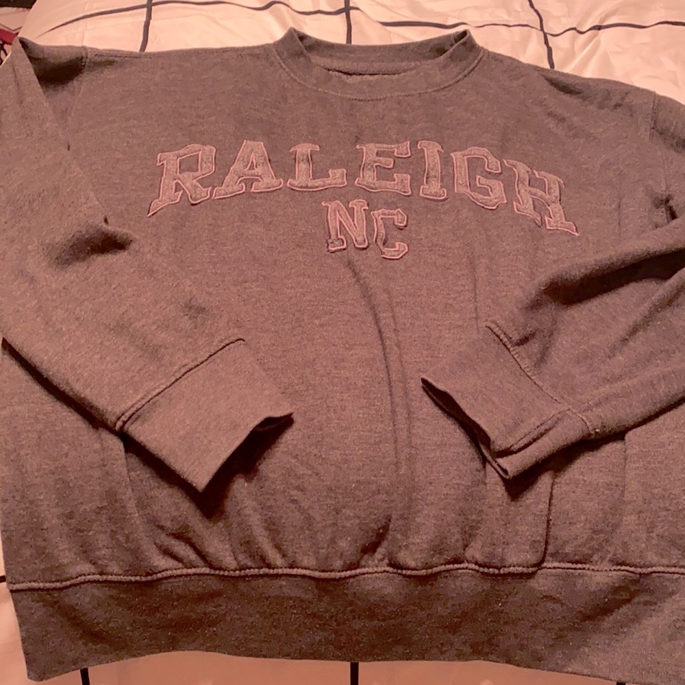 sweatshirt